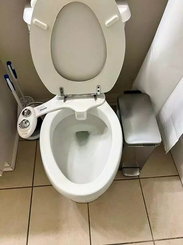 Bathroom, seat.